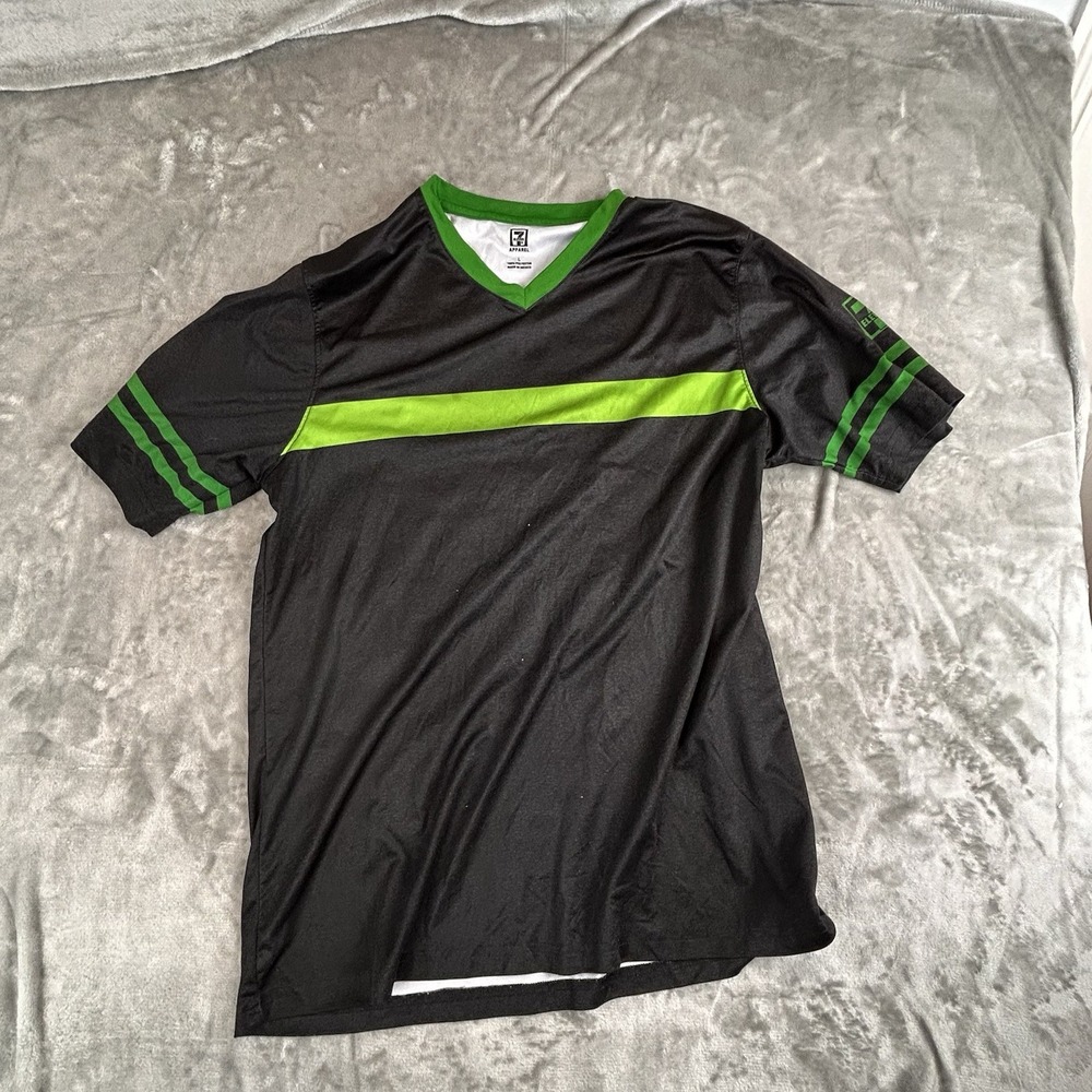 7-Eleven Jersey Shirt Black Green Size Large V-Neck Polyester Employee Uniform